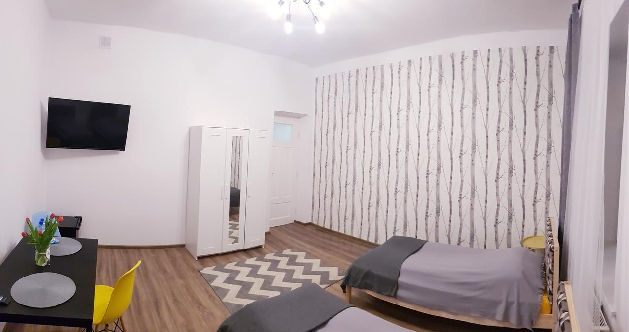 Apartamenty Rowna Kielce Ngoại thất bức ảnh