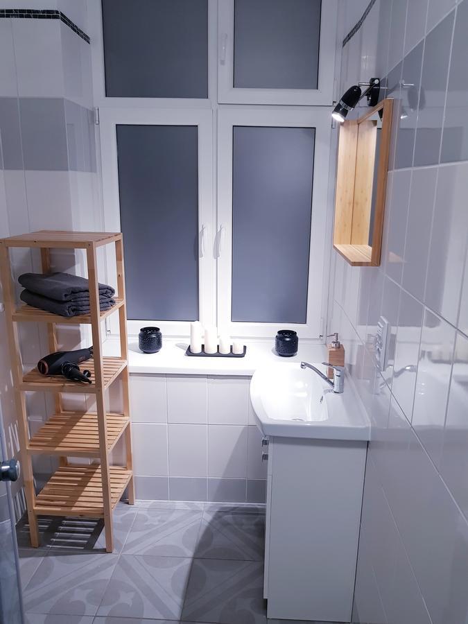 Apartamenty Rowna Kielce Ngoại thất bức ảnh